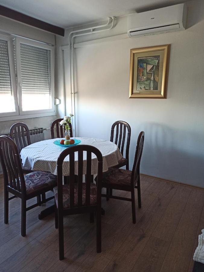 ザグレブApartman Lana ,Froudeova Ulica 3 Nasuprot Zg Velesajmaアパートメント エクステリア 写真