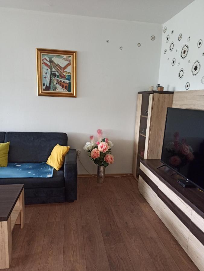 ザグレブApartman Lana ,Froudeova Ulica 3 Nasuprot Zg Velesajmaアパートメント エクステリア 写真